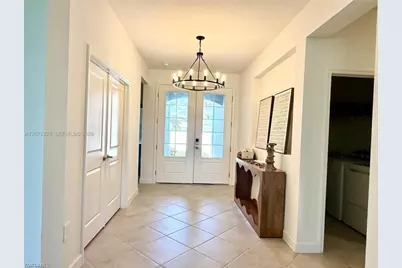 9291 Aqua Overlook Ct, Lehigh Acres, FL 33936 - Photo 3