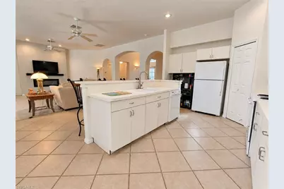 2106 SW 52nd Ter, Cape Coral, FL 33914 - Photo 7