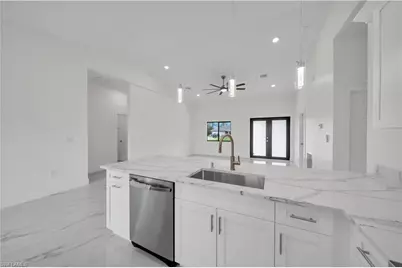 3609 23rd St SW, Lehigh Acres, FL 33976 - Photo 11