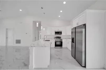 3609 23rd St SW, Lehigh Acres, FL 33976 - Photo 9
