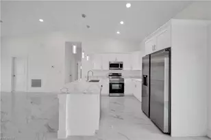 3609 23rd St SW, Lehigh Acres, FL 33976 - Photo 9