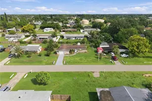 401 Penn Rd W, Lehigh Acres, FL 33936 - Photo 33