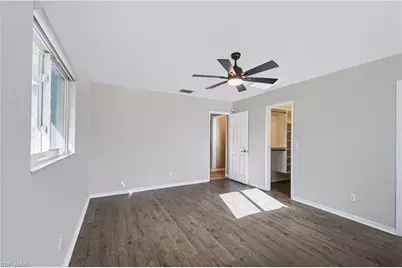 318 SE 23rd Ter, Cape Coral, FL 33990 - Photo 15
