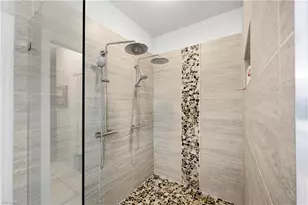 2213 SW 52nd St, Cape Coral, FL 33914 - Photo 23