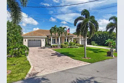2213 SW 52nd St, Cape Coral, FL 33914 - Photo 3