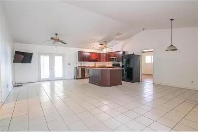 179 SE 4th St, Cape Coral, FL 33990 - Photo 5