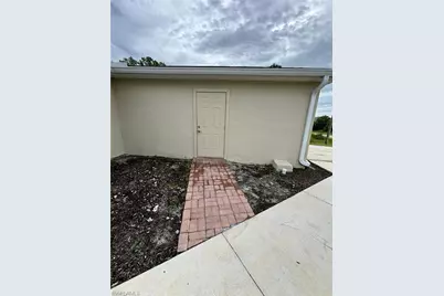 2614 27th St W, Lehigh Acres, FL 33971 - Photo 27