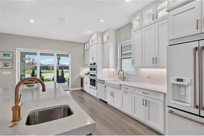 18362 Terracina Dr, Fort Myers, FL 33913 - Photo 9