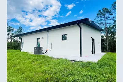 712 Bumby St E, Lehigh Acres, FL 33974 - Photo 27