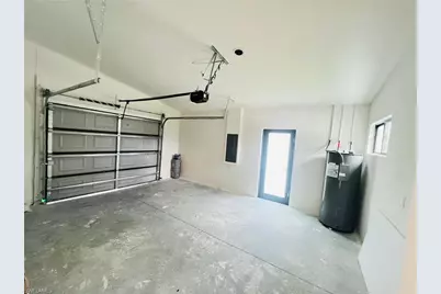 712 Bumby St E, Lehigh Acres, FL 33974 - Photo 29