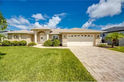 309 SE 31st Ter, Cape Coral, FL 33904 - Photo 3