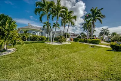 2805 SW 38th St, Cape Coral, FL 33914 - Photo 3