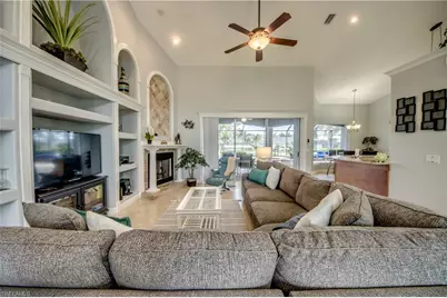 2805 SW 38th St, Cape Coral, FL 33914 - Photo 9