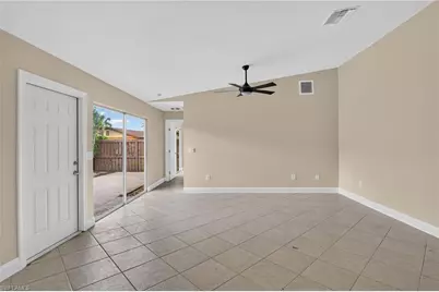 6305 Royal Woods Dr, Fort Myers, FL 33908 - Photo 9