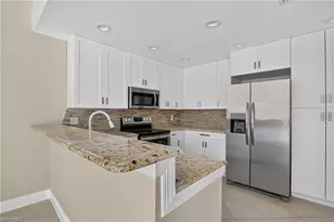 6305 Royal Woods Dr, Fort Myers, FL 33908 - Photo 15