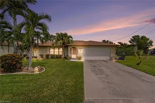 233 SE 31st St, Cape Coral, FL 33904 - Photo 1