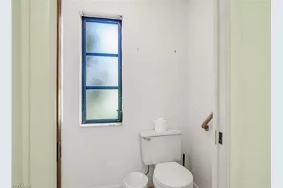 233 SE 31st St, Cape Coral, FL 33904 - Photo 13