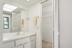 233 SE 31st St, Cape Coral, FL 33904 - Photo 15