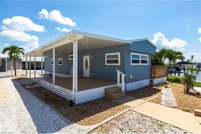 3913 Dewberry Ln, Saint James City, FL 33956 - Photo 9