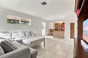 1657 Rudy Ct, Fort Myers, FL 33901 - Photo 3