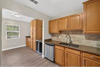 3656 Suntrust Dr, Fort Myers, FL 33916 - Photo 13