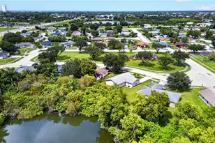 3656 Suntrust Dr, Fort Myers, FL 33916 - Photo 31