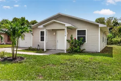 3656 Suntrust Dr, Fort Myers, FL 33916 - Photo 3
