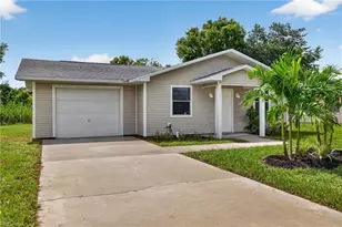 3656 Suntrust Dr, Fort Myers, FL 33916 - Photo 1