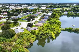 3656 Suntrust Dr, Fort Myers, FL 33916 - Photo 33