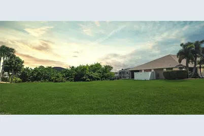 1447 NW 39th Ave, Cape Coral, FL 33993 - Photo 5