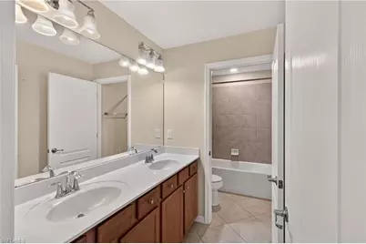 3576 Valle Santa Cir, Cape Coral, FL 33909 - Photo 23