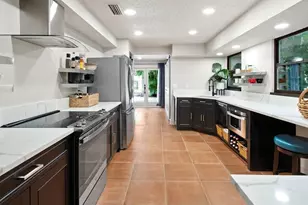 1046 Sperling Ave, Naples, FL 34103 - Photo 5