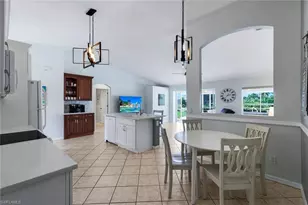 615 SW 39th Terrace, Cape Coral, FL 33914 - Photo 11