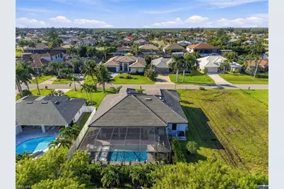 3729 SW 3rd Ter, Cape Coral, FL 33991 - Photo 37