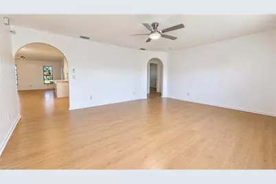 302 SE 1st Pl, Cape Coral, FL 33990 - Photo 3
