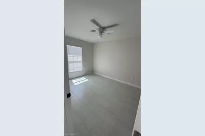 526 NE 25th Ave, Cape Coral, FL 33909 - Photo 17