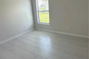 526 NE 25th Ave, Cape Coral, FL 33909 - Photo 21