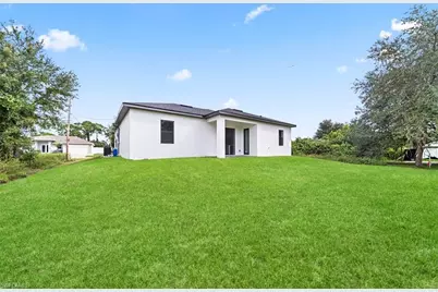 442 Redwing St SW, Lehigh Acres, FL 33974 - Photo 33