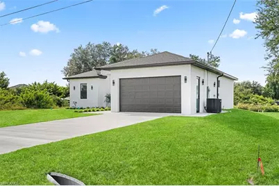 442 Redwing St SW, Lehigh Acres, FL 33974 - Photo 5