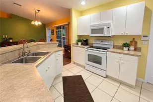 2807 48th St W, Lehigh Acres, FL 33971 - Photo 7