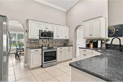 2215 NW 5th St, Cape Coral, FL 33993 - Photo 15