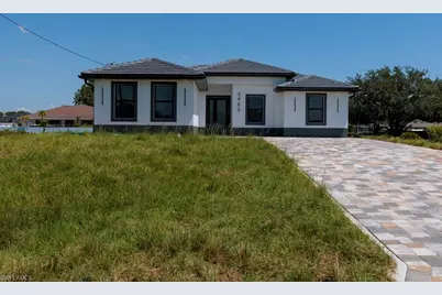 1010 Wagner Ave, Lehigh Acres, FL 33972 - Photo 1