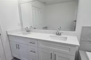 370 Chalet Ave S, Lehigh Acres, FL 33974 - Photo 25