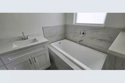 370 Chalet Ave S, Lehigh Acres, FL 33974 - Photo 23