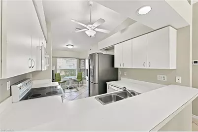 10808 King George Ln #2602, Naples, FL 34109 - Photo 5