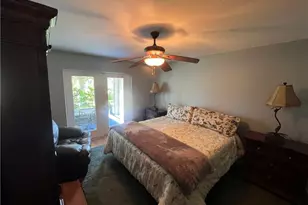 225 SW 26th Pl, Cape Coral, FL 33991 - Photo 7