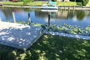 225 SW 26th Pl, Cape Coral, FL 33991 - Photo 23