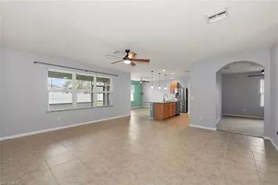 2701 SW 4th Pl, Cape Coral, FL 33914 - Photo 5