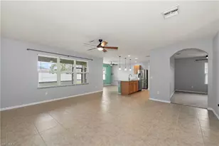 2701 SW 4th Pl, Cape Coral, FL 33914 - Photo 5
