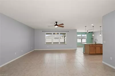 2701 SW 4th Pl, Cape Coral, FL 33914 - Photo 7